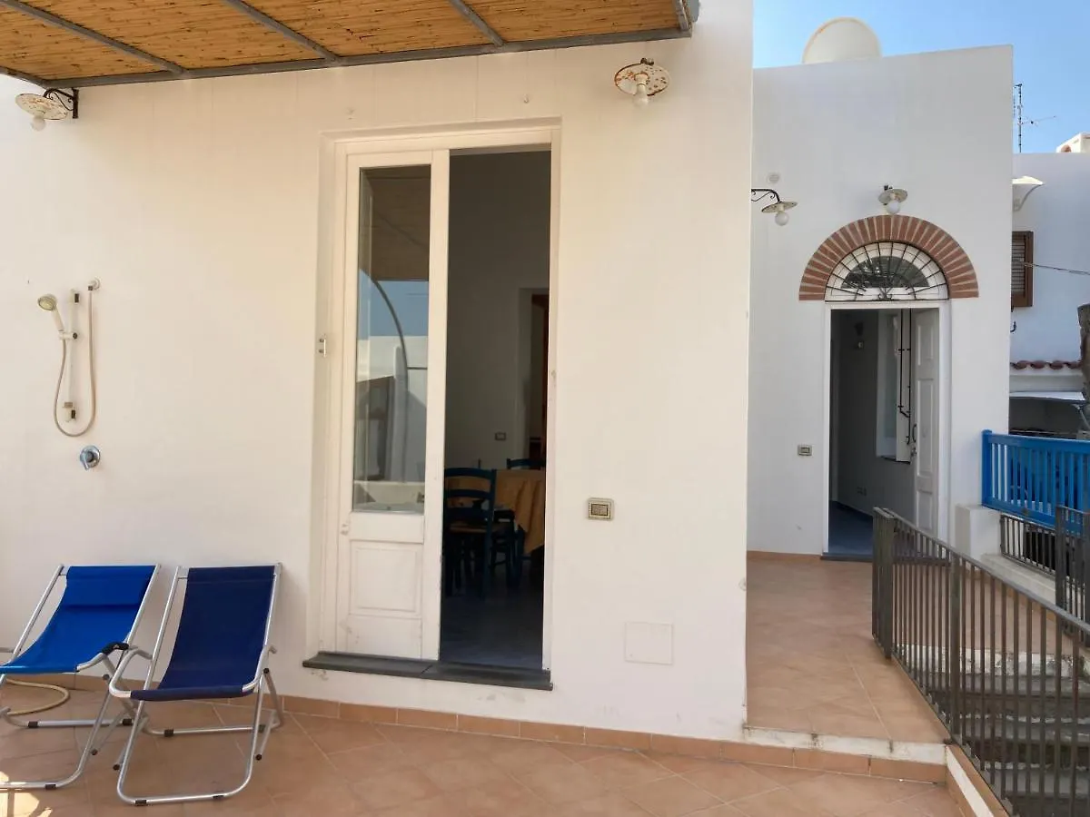 Vulcanoconsult Appartamenti Spiaggia Città di Lipari 0*,  Italia